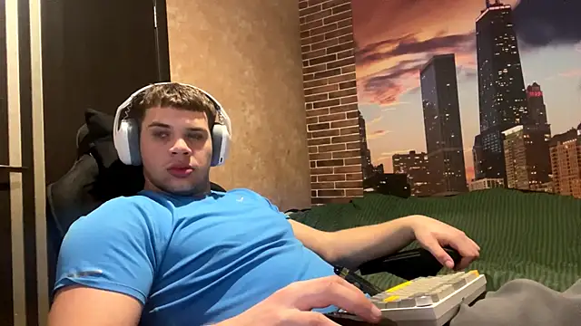 MusclePhantom online show from 02-27-26, 10:31