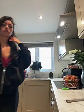 BELLABLACKXUK online show from 05-11-26, 11:00