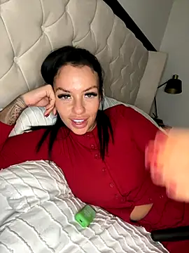 BELLABLACKXUK online show from 11-09-25, 05:28