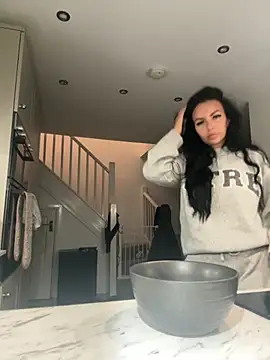 BELLABLACKXUK online show from 10-30-25, 06:49