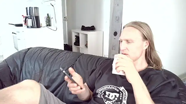 Silverhippo online show from 05-23-26, 06:12