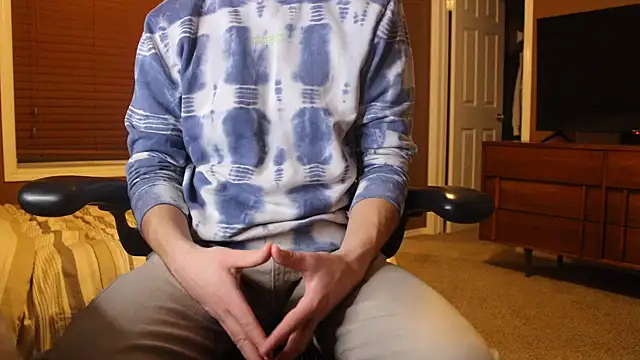 jjjjjfive online show from 12-01-25, 01:06