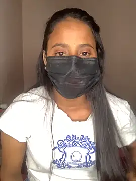 Priya baby0 online show from 11-24-25, 05:46