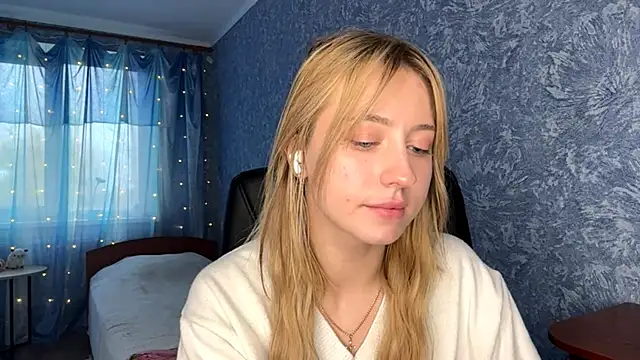 Snapshot of Jetta_Corsacami chatting on 10-09-25, 11:22 Jetta Corsacami online show from 10-09-25, 11:22