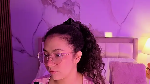 LunaRosse  online show from 11-02-25, 11:48