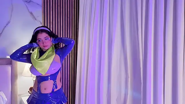 LunaRosse  online show from 10-31-25, 11:40