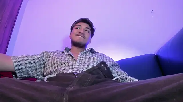 juanmechanic  online show from 02-25-26, 04:45