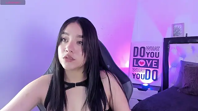 KimGarces online show from 09-11-25, 08:09