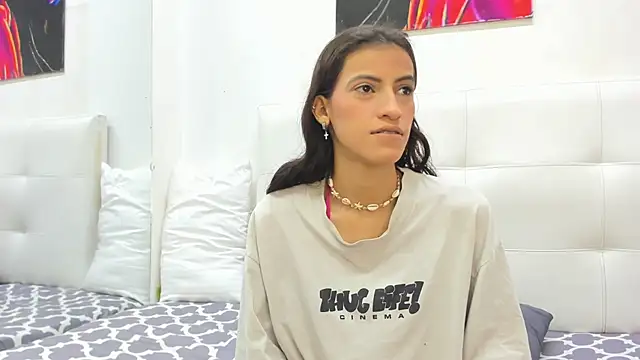 Lucia78couple online show from 12-18-25, 10:57