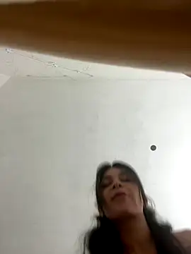 Snapshot of salvana chatting on 09-30-25, 08:15 salvana online show from 09-30-25, 08:15