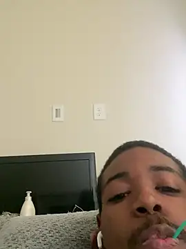 Snapshot of huhgtr chatting on 11-07-25, 03:49 huhgtr online show from 11-07-25, 03:49