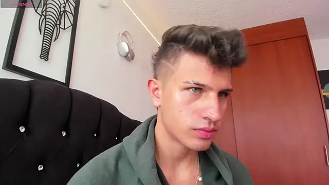 kevin ahss online show from 11-26-25, 04:29