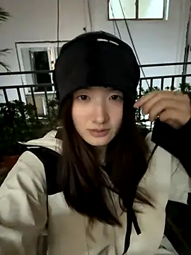 Moonlight-23 online show from 11-08-25, 01:14