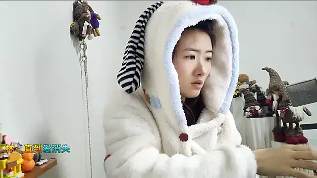 Moonlight-23 online show from 12-15-25, 01:06