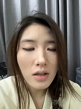 Moonlight-23 online show from 11-15-25, 02:21