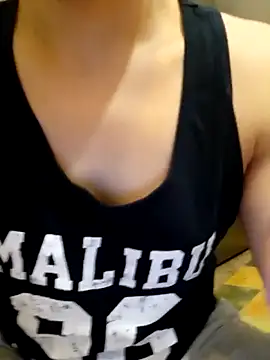 Snapshot of Maniek177 chatting on 02-25-26, 11:48 Maniek177 online show from 02-25-26, 11:48