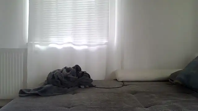 XLBarehengst online show from 09-12-25, 09:09