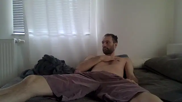 XLBarehengst online show from 02-27-26, 08:03