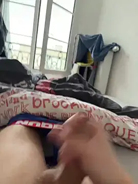 Snapshot of lath13 chatting on 02-23-26, 04:07 lath13 online show from 02-23-26, 04:07