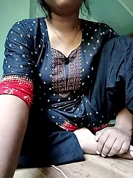 Snapshot of Rina-2 chatting on 10-19-25, 02:47 Rina-2 online show from 10-19-25, 02:47