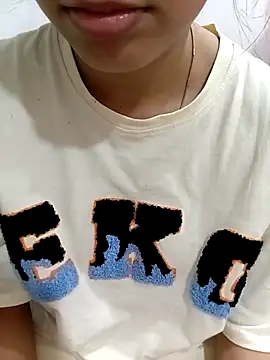 blueeyegirl22 online show from 12-02-25, 11:01