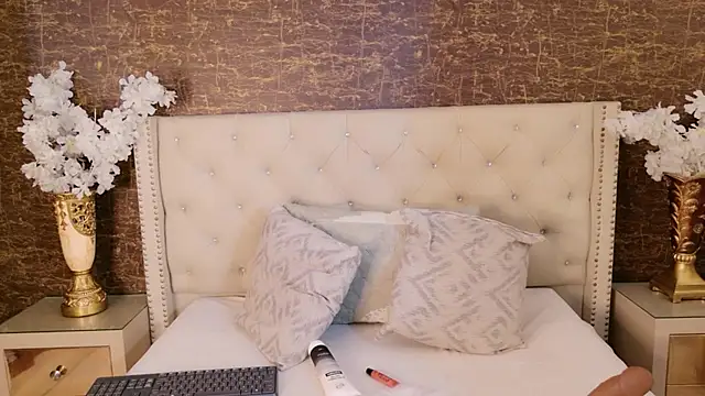 kaylie mitchel online show from 10-09-25, 11:16