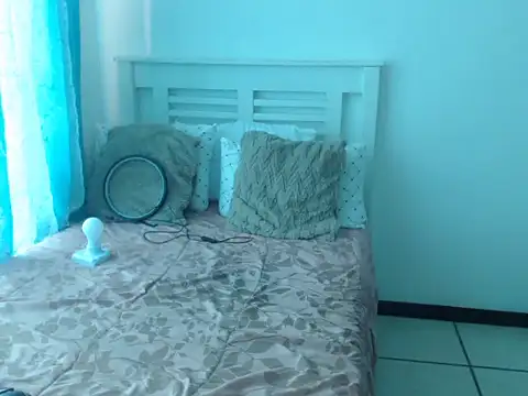 Snapshot of Teperalha chatting on 10-11-25, 11:11 Teperalha online show from 10-11-25, 11:11