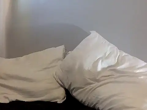 Snapshot of Teperalha chatting on 10-27-25, 07:53 Teperalha online show from 10-27-25, 07:53