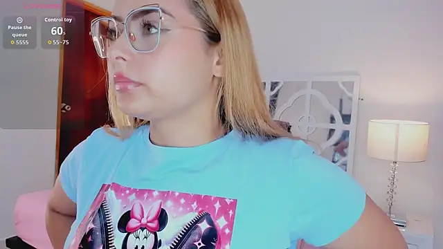 MikaelaStone online show from 11-08-25, 12:09