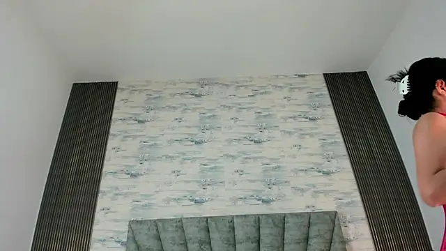 ShanelEvans online show from 12-01-25, 06:09