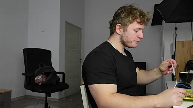 Richard Dullas online show from 10-09-25, 12:06