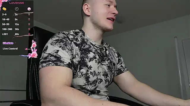 Richard Dullas online show from 04-08-26, 04:19