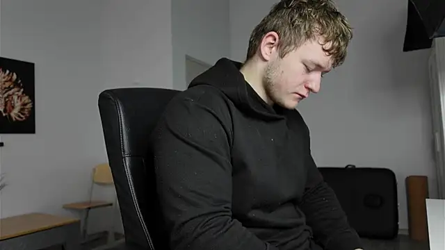 Richard Dullas online show from 09-28-25, 05:47