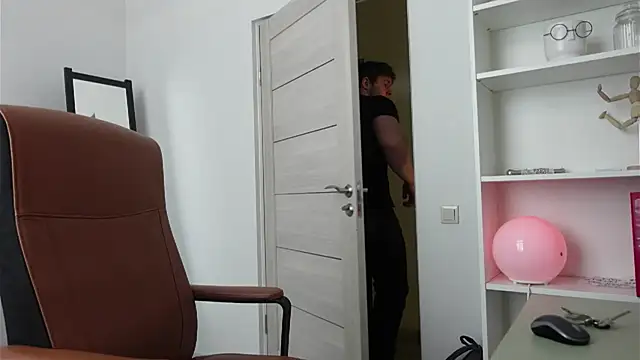 Richard Dullas online show from 10-08-25, 09:55