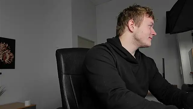 Richard Dullas online show from 09-27-25, 05:46