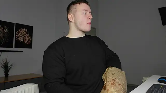 Richard Dullas online show from 12-02-25, 01:13