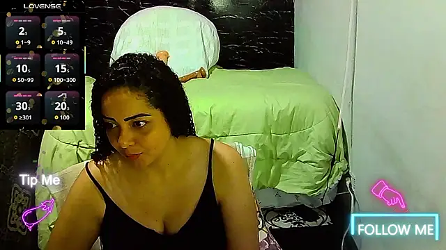  naughty milf online show from 03-16-26, 08:07