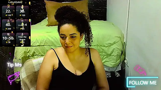  naughty milf online show from 02-18-26, 04:21