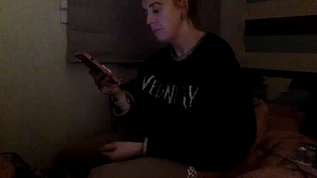 Bellababexox online show from 05-15-26, 11:25