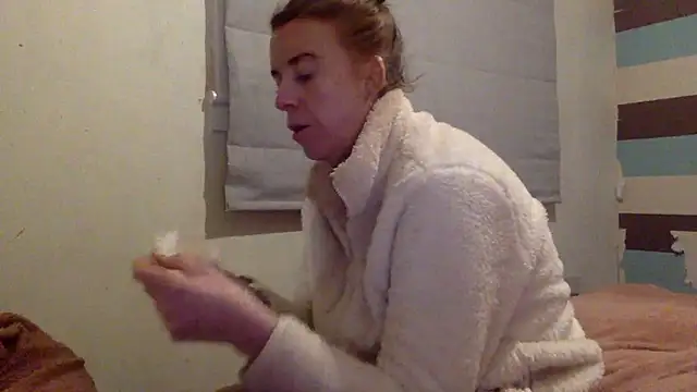 Bellababexox online show from 05-18-26, 12:55
