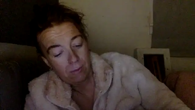 Bellababexox online show from 05-18-26, 04:07