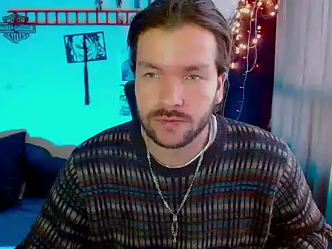 cortelioni massimo  online show from 11-12-25, 01:15