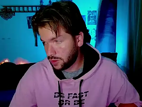 cortelioni massimo  online show from 10-30-25, 12:53