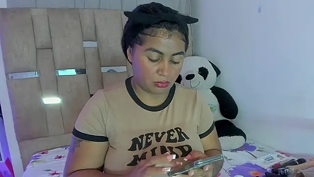 AndreaSweet2 online show from 12-03-25, 07:46