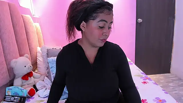 AndreaSweet2 online show from 11-05-25, 08:01