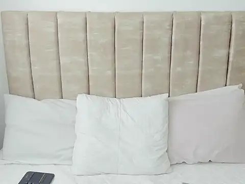 AprilStone1 online show from 11-29-25, 03:12