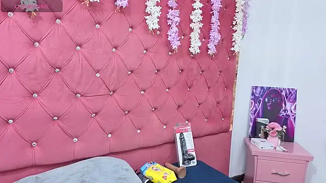 Snapshot of Nanis_James chatting on 09-09-25, 03:05 Nanis James online show from 09-09-25, 03:05