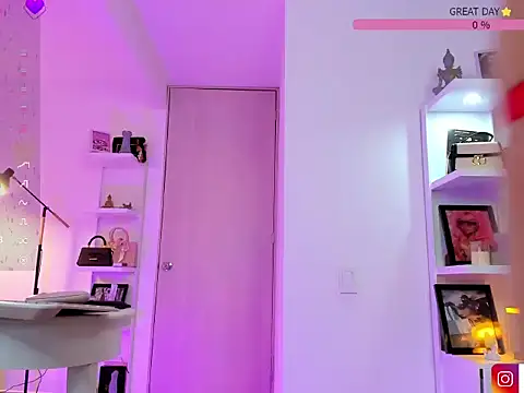 isa-gomez online show from 09-23-25, 04:08