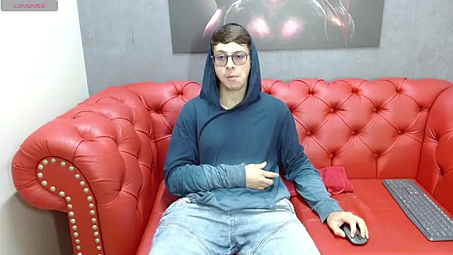 Stuart White online show from 10-21-25, 02:05