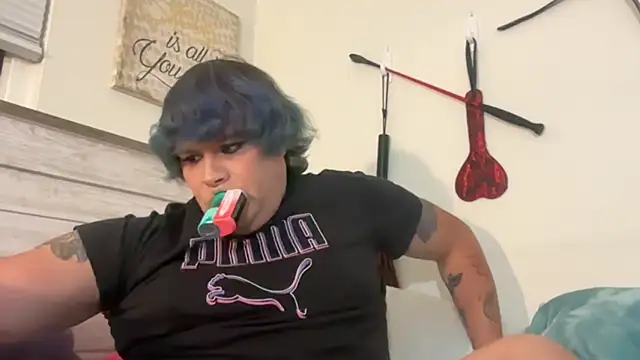 Julietserenity online show from 11-19-25, 03:39